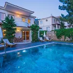 Hanel Life Royale 2 With Private Pool